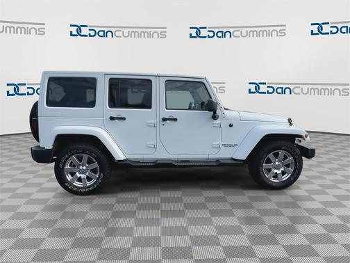 2012 Jeep Wrangler Unlimited Sahara