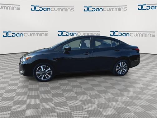 2023 Nissan Versa 1.6 SV