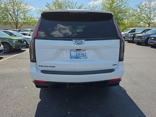 2024 Cadillac Escalade Sport