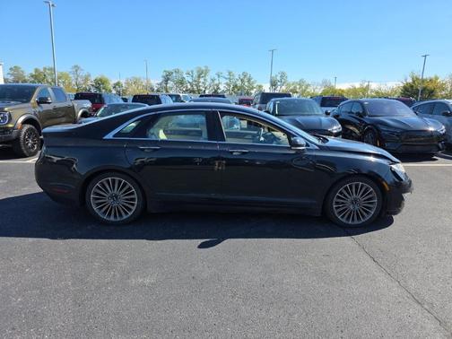 2014 Lincoln MKZ Base