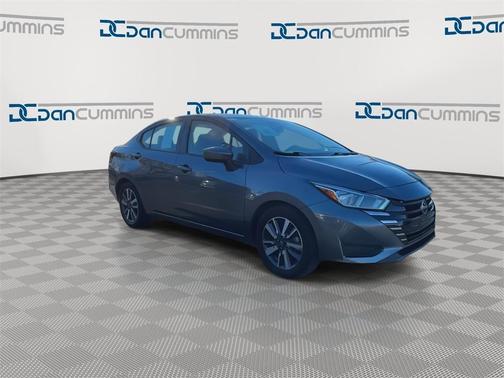 2023 Nissan Versa 1.6 SV