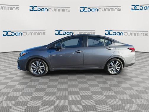 2023 Nissan Versa 1.6 SV