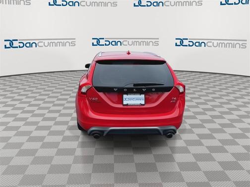 2016 Volvo V60 T6 Drive-E R-Design