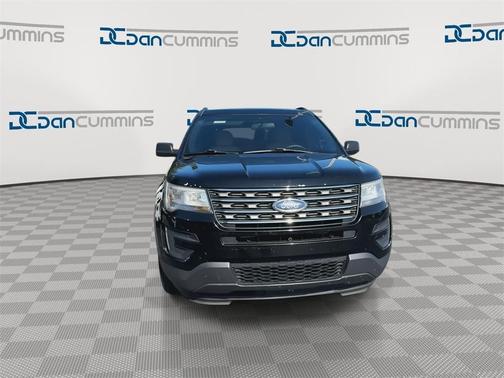 2017 Ford Explorer Base