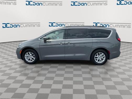 2022 Chrysler Pacifica Touring-L