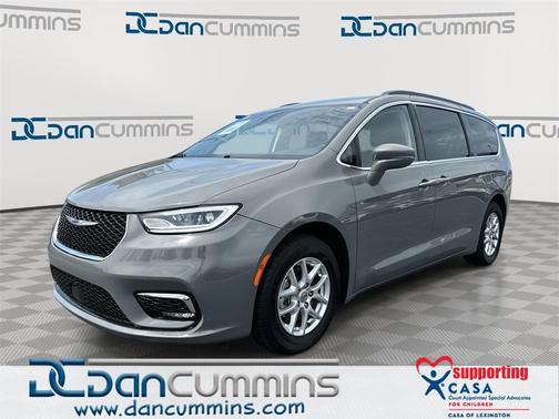 2022 Chrysler Pacifica Touring-L