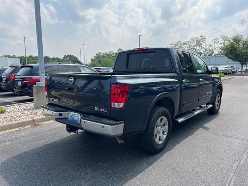 2015 Nissan Titan SV