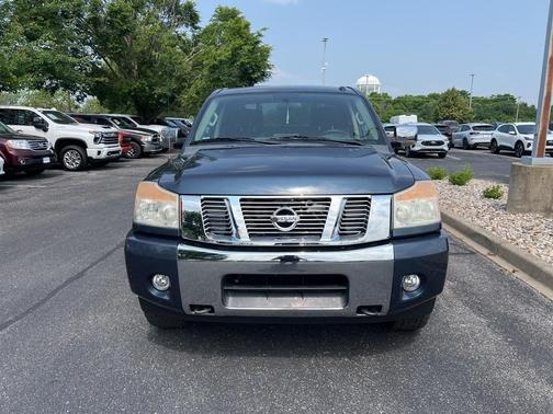 2015 Nissan Titan SV