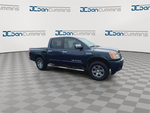 2015 Nissan Titan SV
