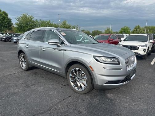 2021 Lincoln Nautilus Reserve