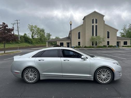 2013 Lincoln MKZ Base