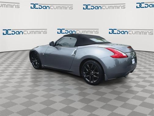 2016 Nissan 370Z Touring