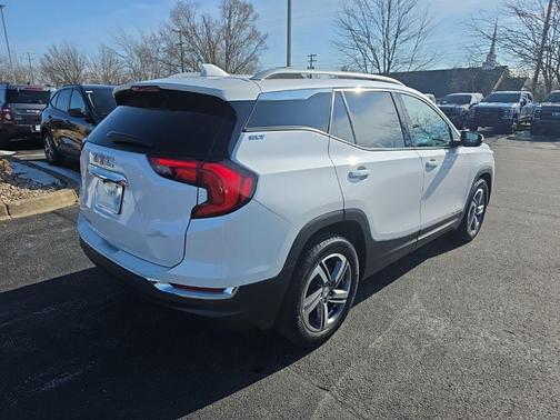 2021 GMC Terrain SLT