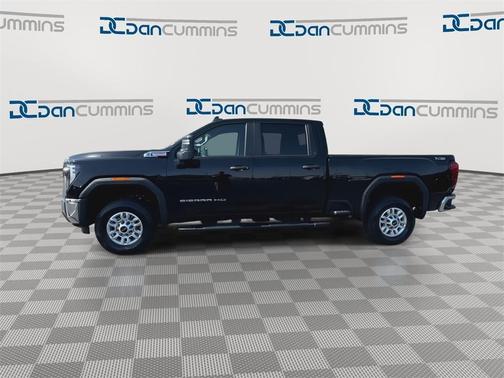 2024 GMC Sierra 2500 Pro