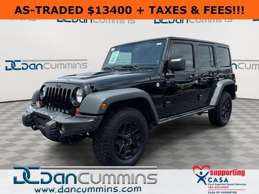Black Clearcoat 2013 Jeep Wrangler Unlimited Sahara