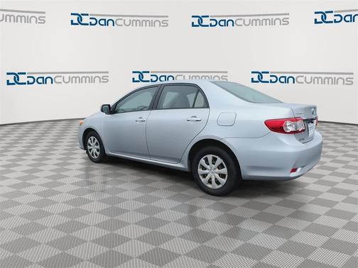 2011 Toyota Corolla LE