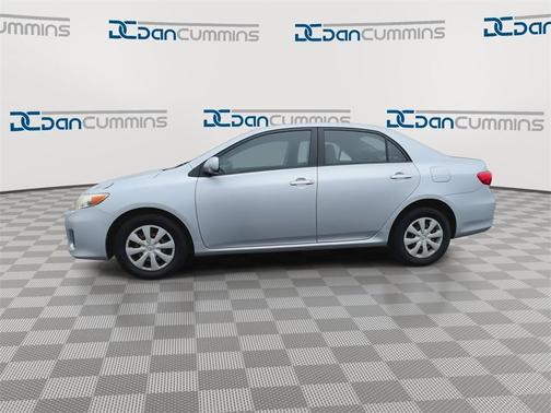 2011 Toyota Corolla LE