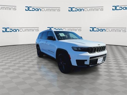 2023 Jeep Grand Cherokee L Laredo