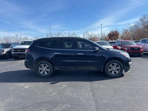 2017 Chevrolet Traverse 1LT