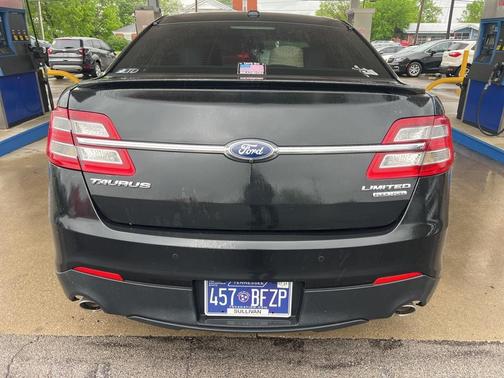 2015 Ford Taurus Limited