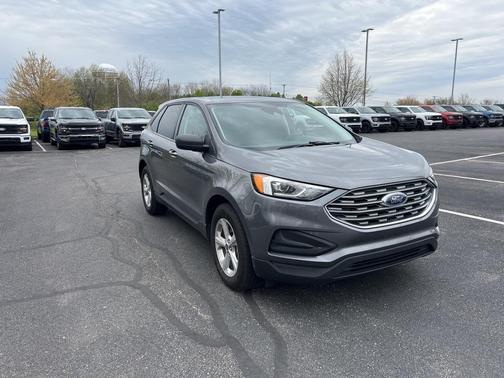 2021 Ford Edge SE