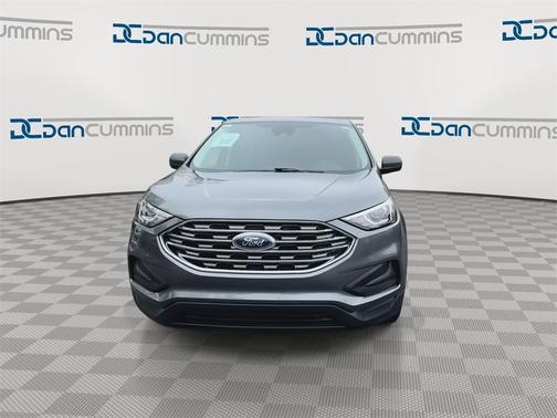 2021 Ford Edge SE