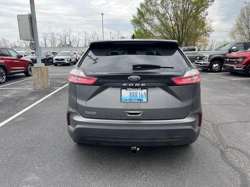 2021 Ford Edge SE