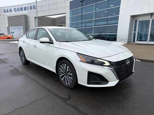 2023 Nissan Altima 2.5 SV