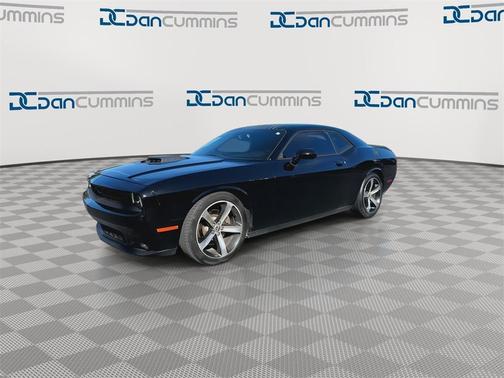 2015 Dodge Challenger R/T Shaker