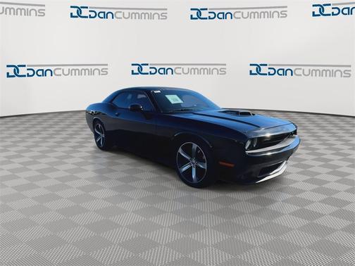 2015 Dodge Challenger R/T Shaker