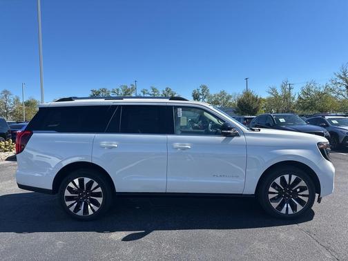 2025 Ford Expedition Platinum
