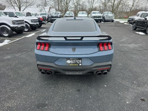 2024 Ford Mustang Dark Horse