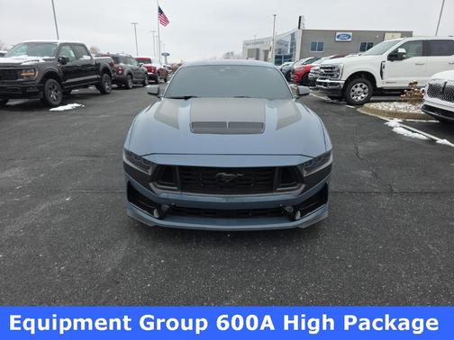 2024 Ford Mustang Dark Horse