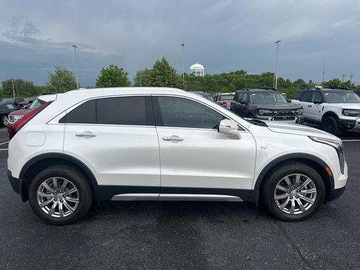 2021 Cadillac XT4 Premium Luxury