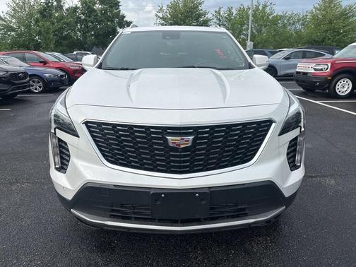 2021 Cadillac XT4 Premium Luxury