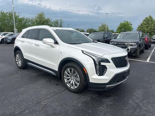 2021 Cadillac XT4 Premium Luxury