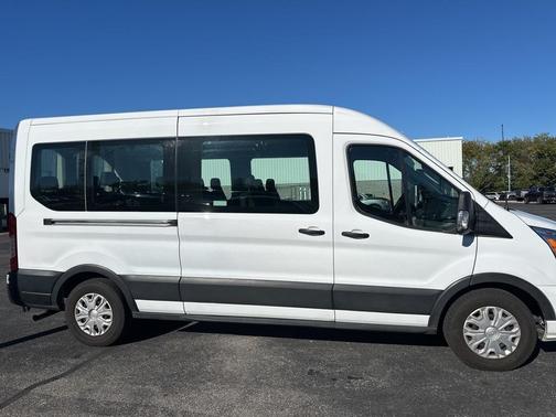 2022 Ford Transit-350 XLT