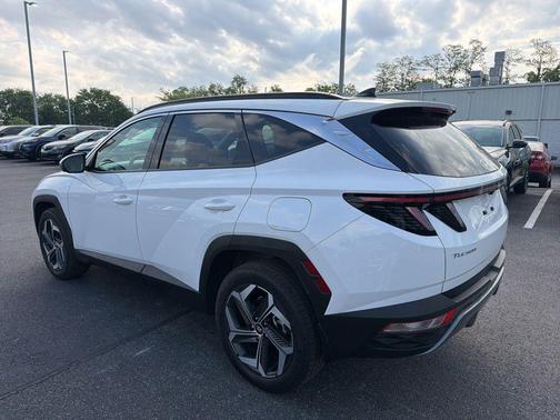 White Pearl 2024 Hyundai TUCSON Limited
