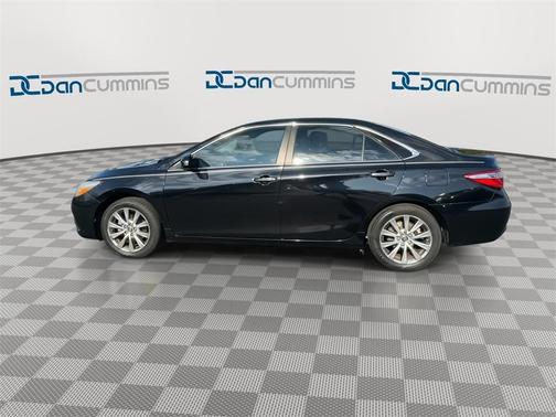 2016 Toyota Camry XLE
