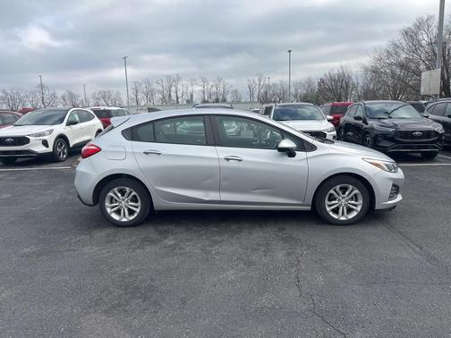 2019 Chevrolet Cruze LS
