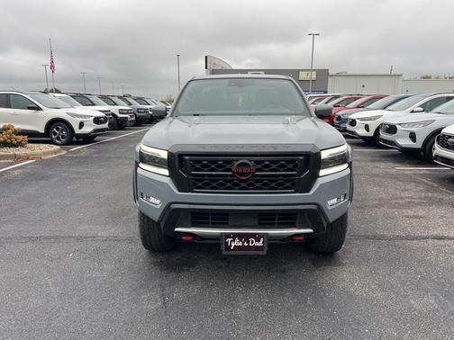 2024 Nissan Frontier PRO-4X