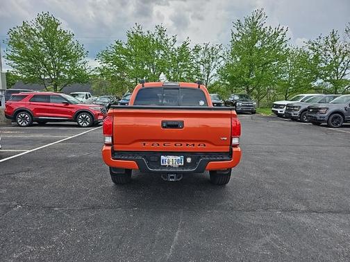 2016 Toyota Tacoma SR5
