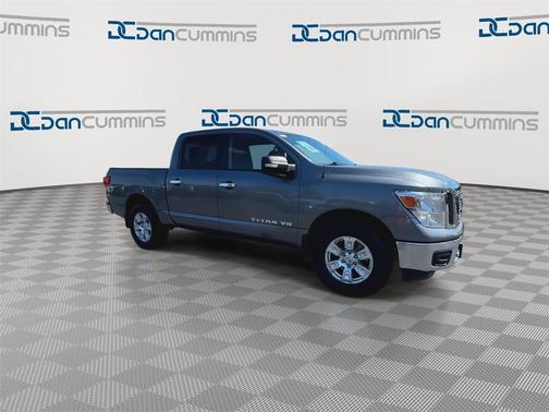 2018 Nissan Titan SV