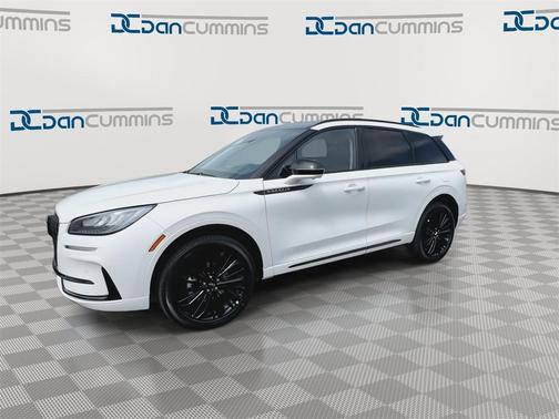 2025 Lincoln Corsair Premiere