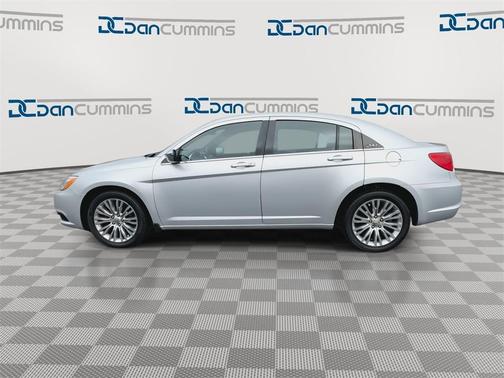 2012 Chrysler 200 Limited