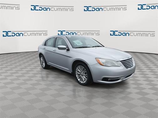 2012 Chrysler 200 Limited