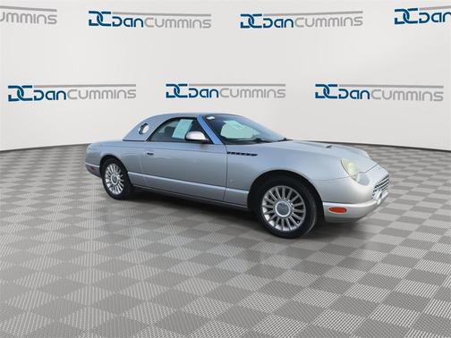 2004 Ford Thunderbird 