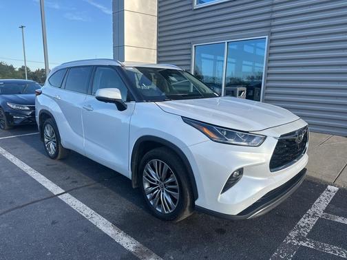 2023 Toyota Highlander Platinum