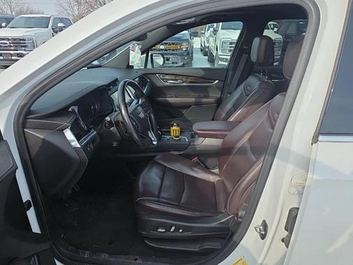 2021 Cadillac XT6 Premium Luxury AWD