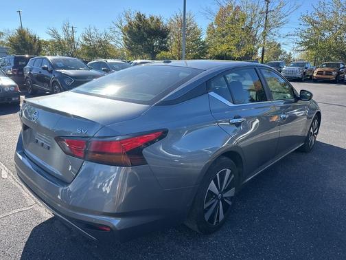 2022 Nissan Altima 2.5 SV
